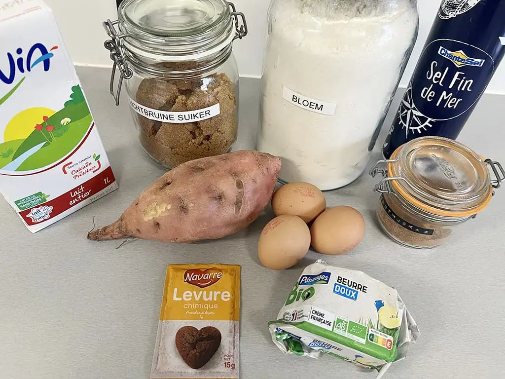 Zoete aardappel wafels met vijgen ingrediënten
