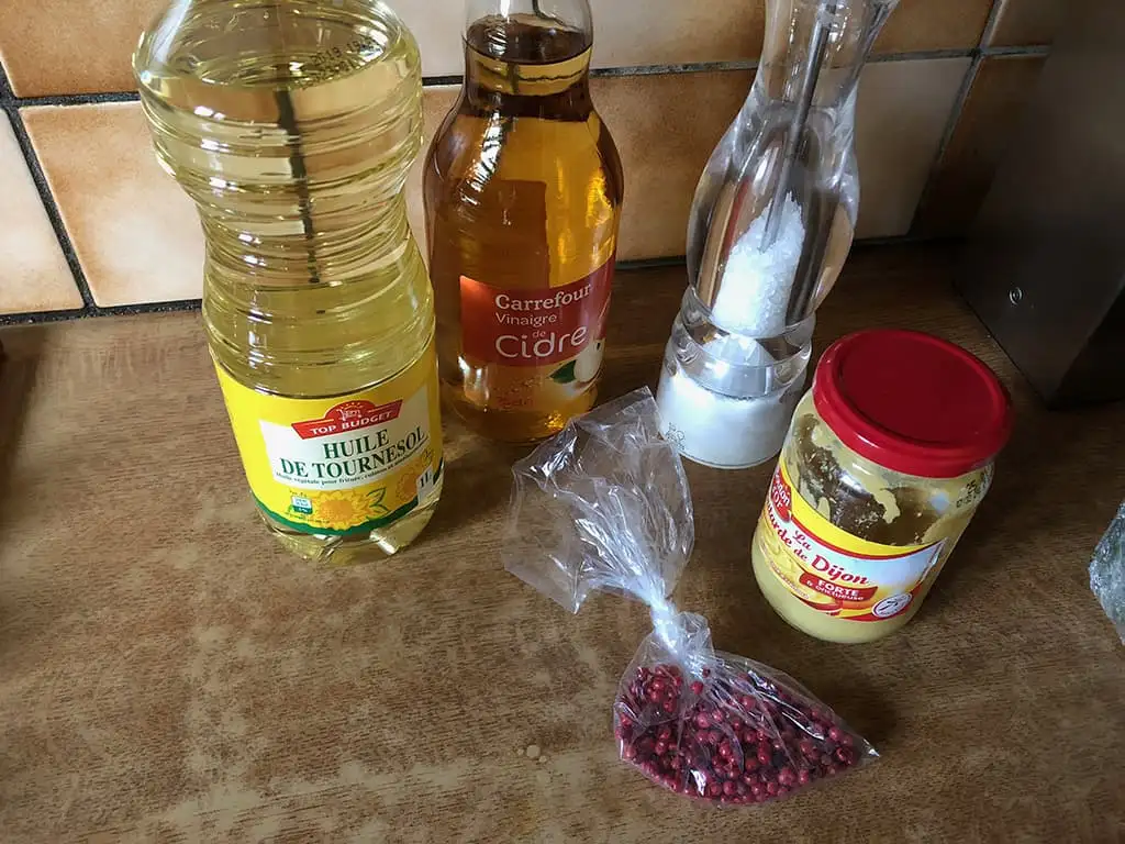 Salade met roze peper dressing ingrediënten
