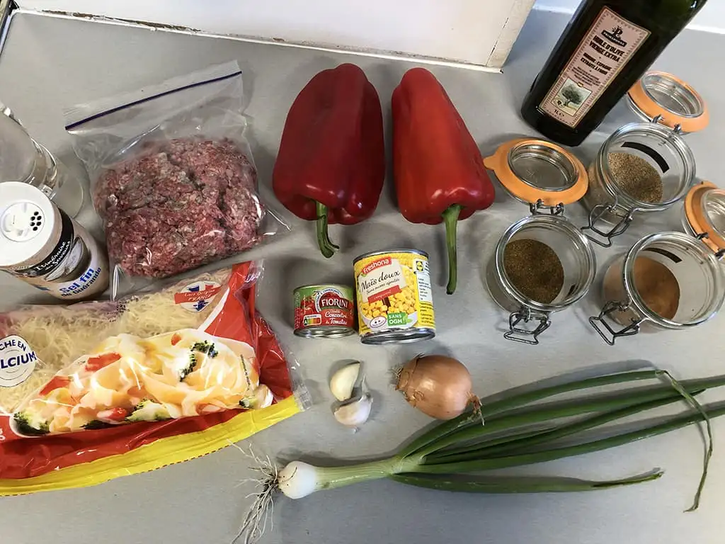 Gevulde paprika's met gehakt ingrediënten