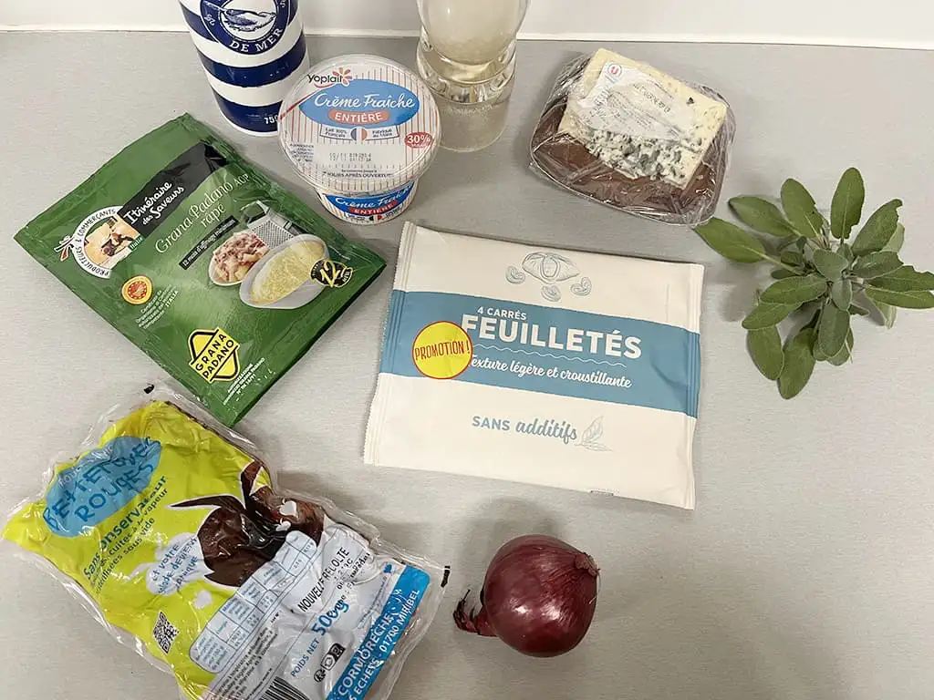 Bladerdeegtaartjes met rode biet ingrediënten