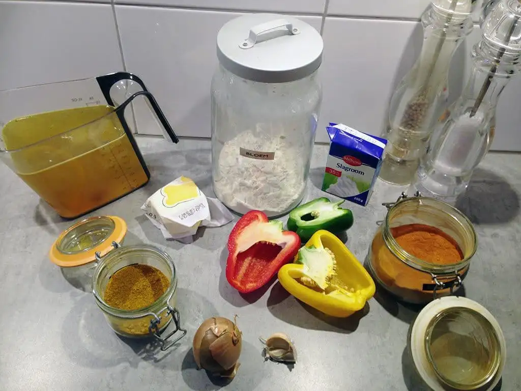 Kerriesoep met paprika ingrediënten