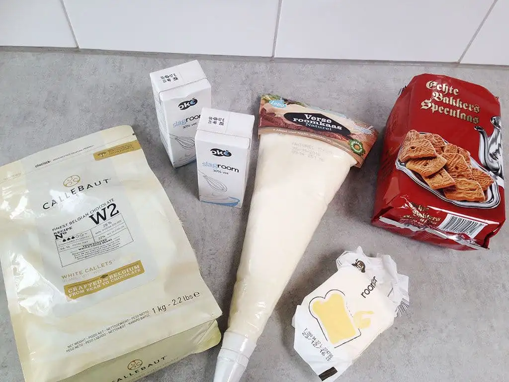 Witte chocolade cheesecake met speculaas ingrediënten