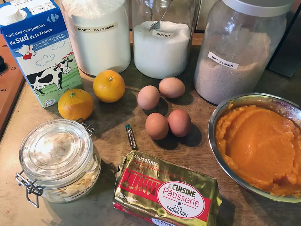 Pompoentaart met gekonfijte sinaasappel en amandelen ingrediënten