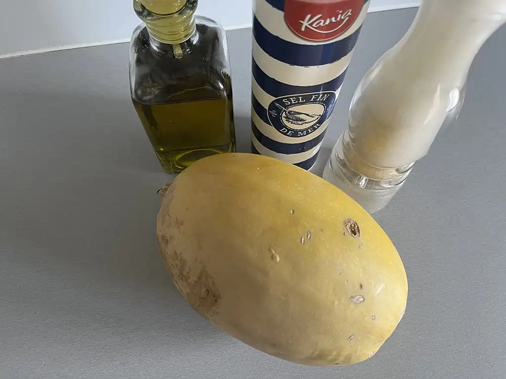 Spaghettipompoen bereiden doe je zo ingrediënten