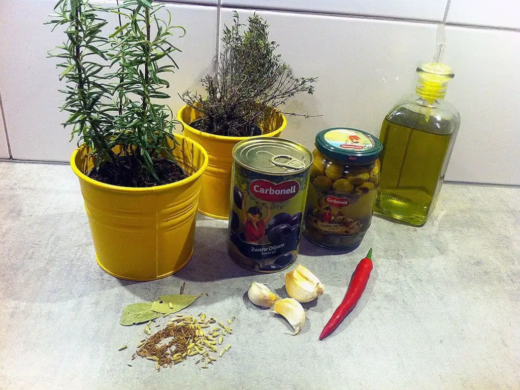 Gemarineerde olijven ingrediënten