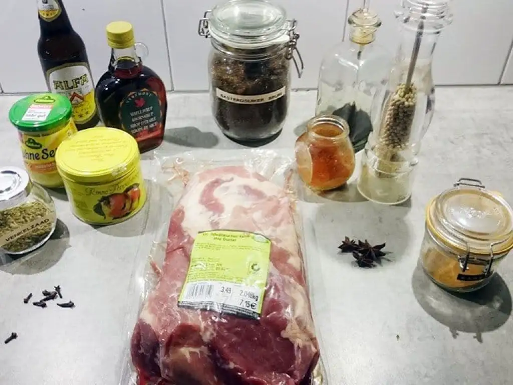 Gemarineerde procureur (varkensnek) ingrediënten