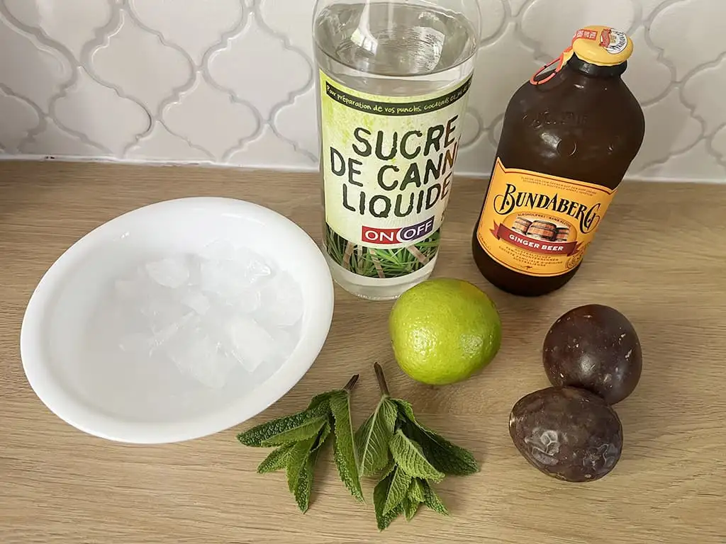 Gemberbier en passievrucht mocktail ingrediënten