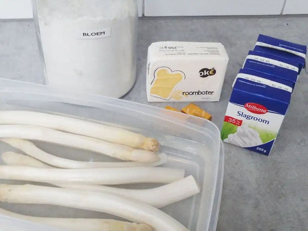 Romige aspergesoep ingrediënten