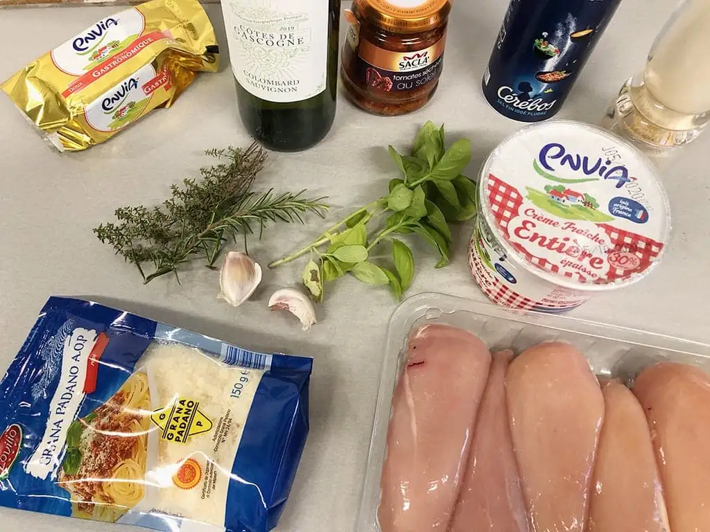 Romige kip met zongedroogde tomaat ingrediënten