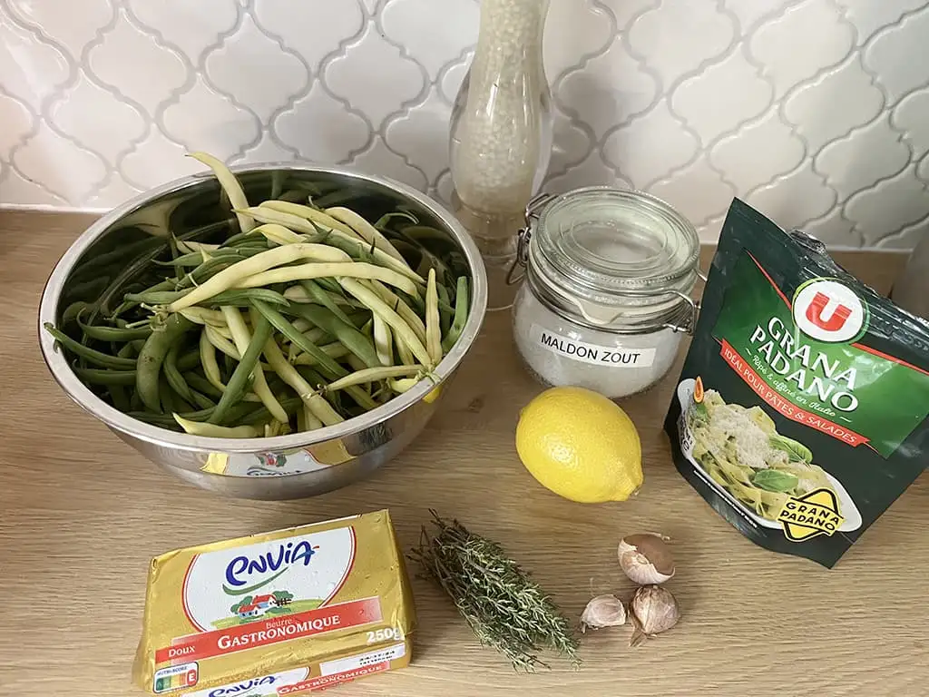 Sperziebonen met knoflook en Parmezaanse kaas ingrediënten
