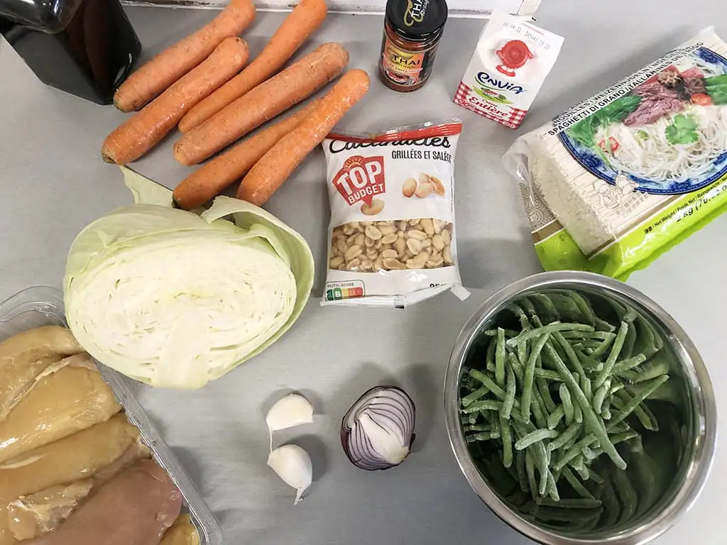 Wok met kip en witte kool ingrediënten