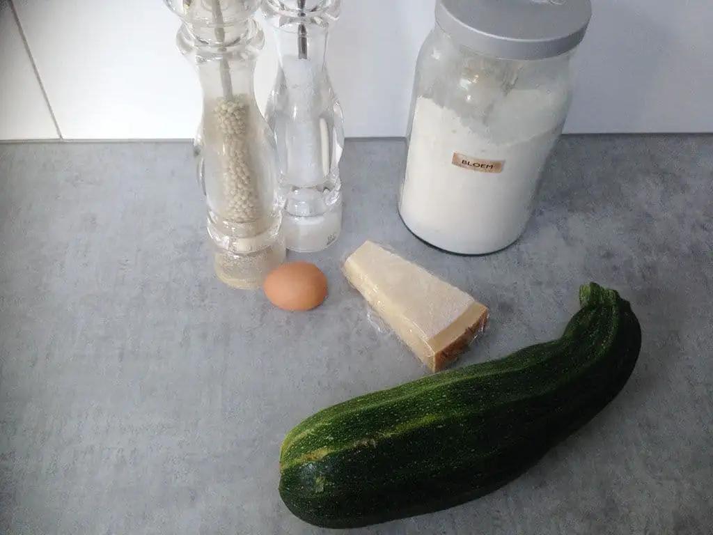 Courgettekoekjes ingrediënten
