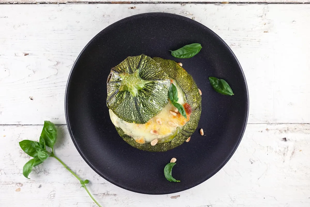 Gevulde courgette met ricotta en spekjes