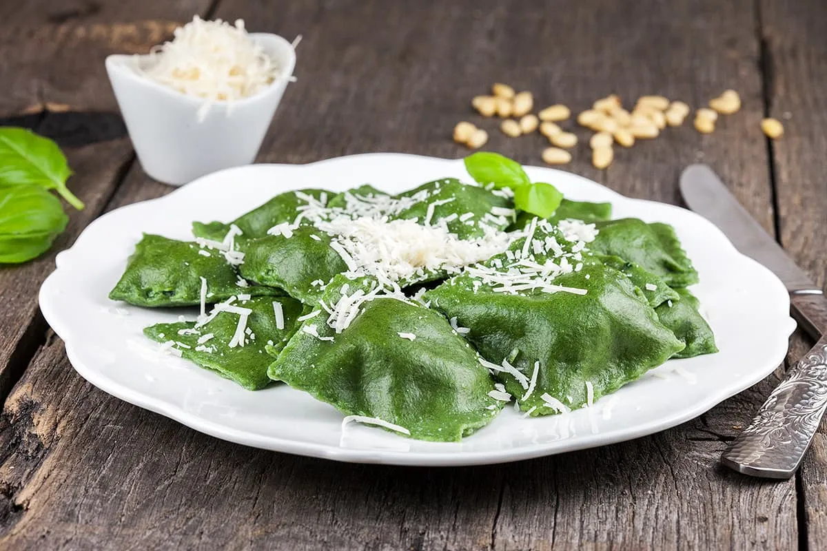 Spinazie en ricotta ravioli