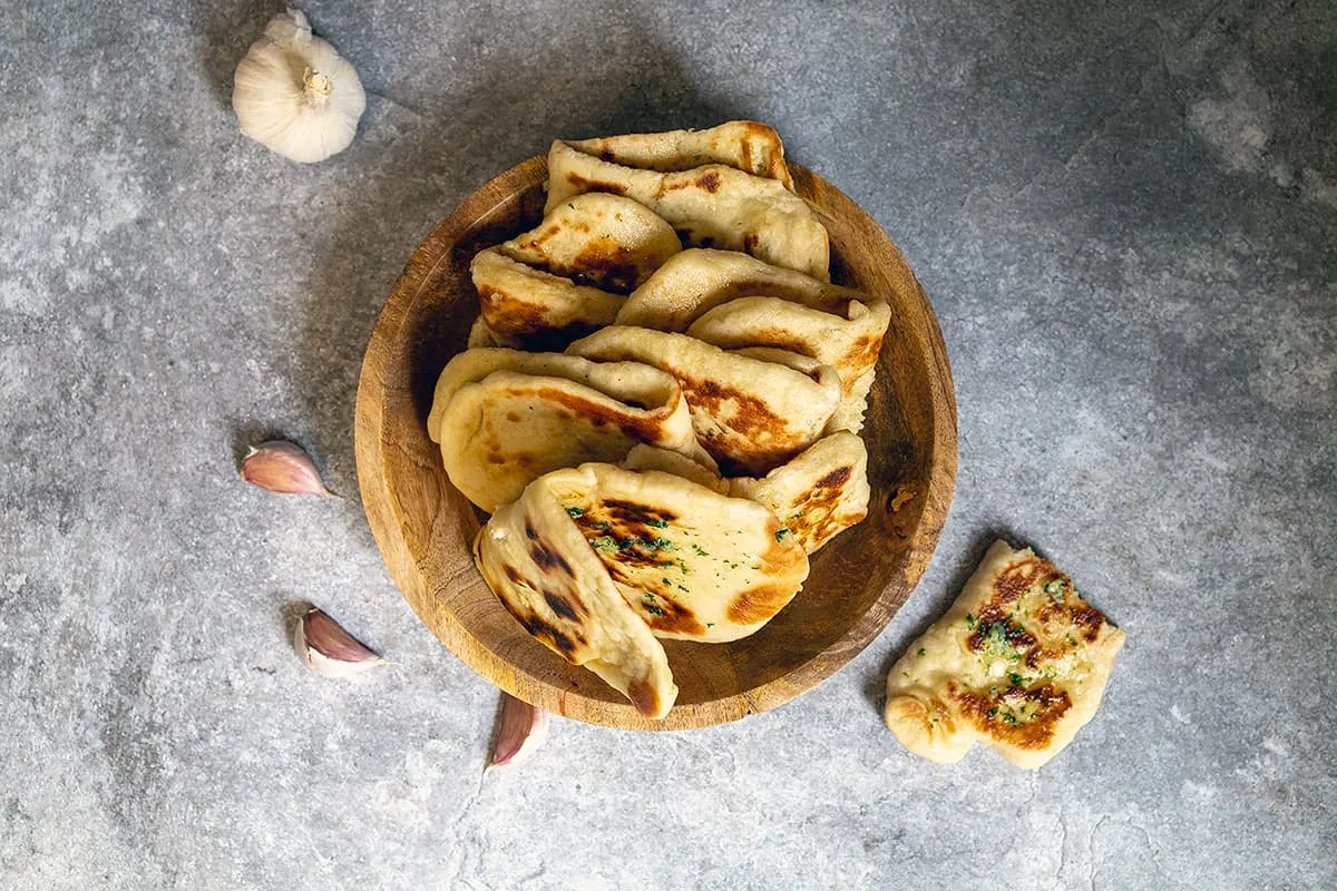 Knoflook naanbrood