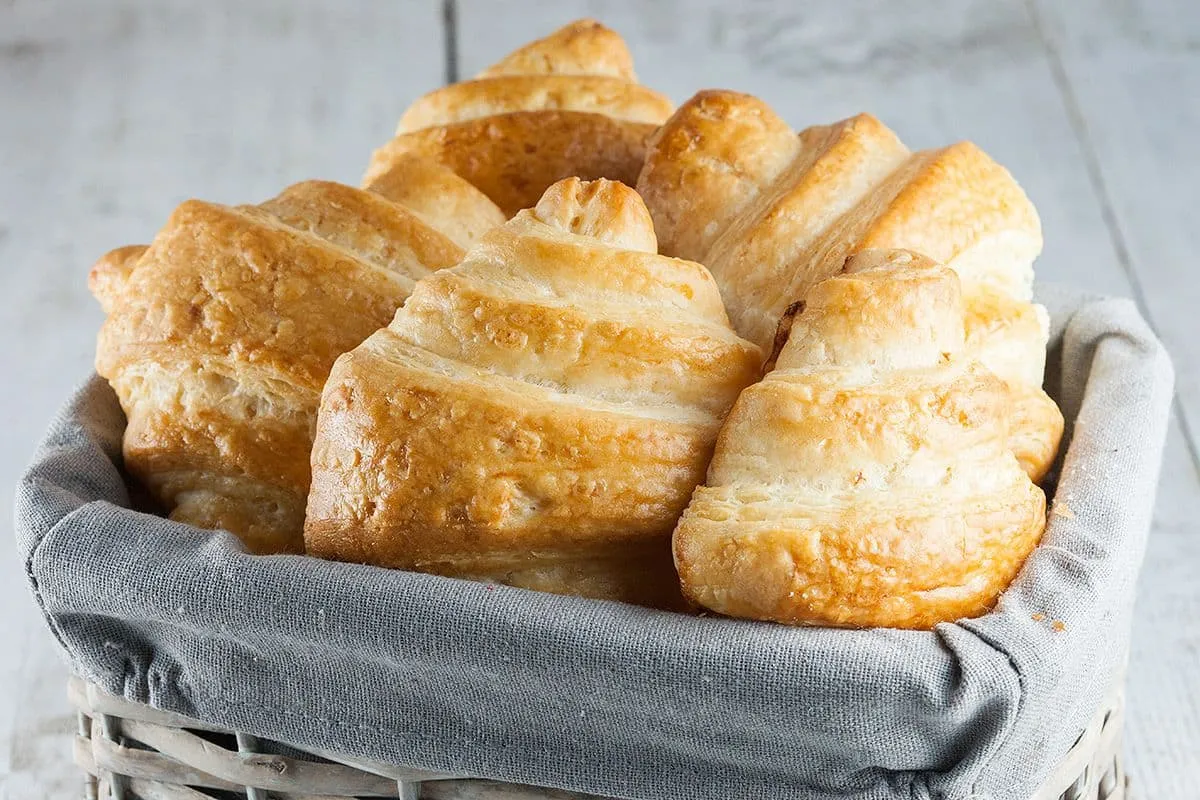 Zelfgemaakte croissants