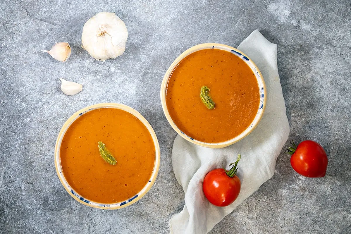 Tomaten-courgettesoep - bomvol groenten