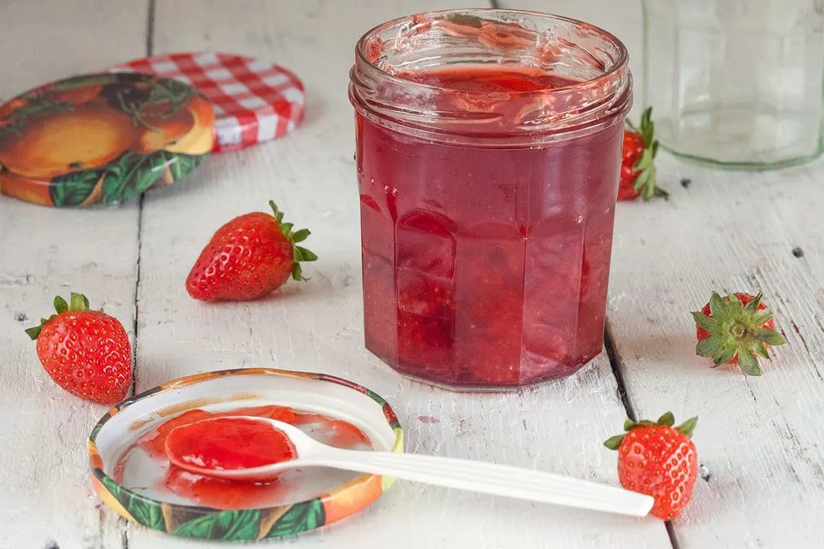 Zelf aardbeienjam maken