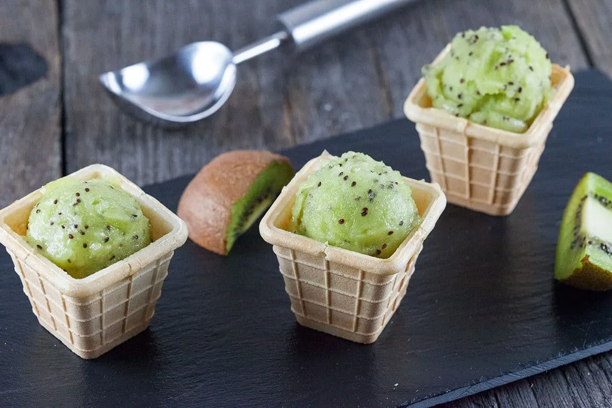 Mini kiwi sorbet