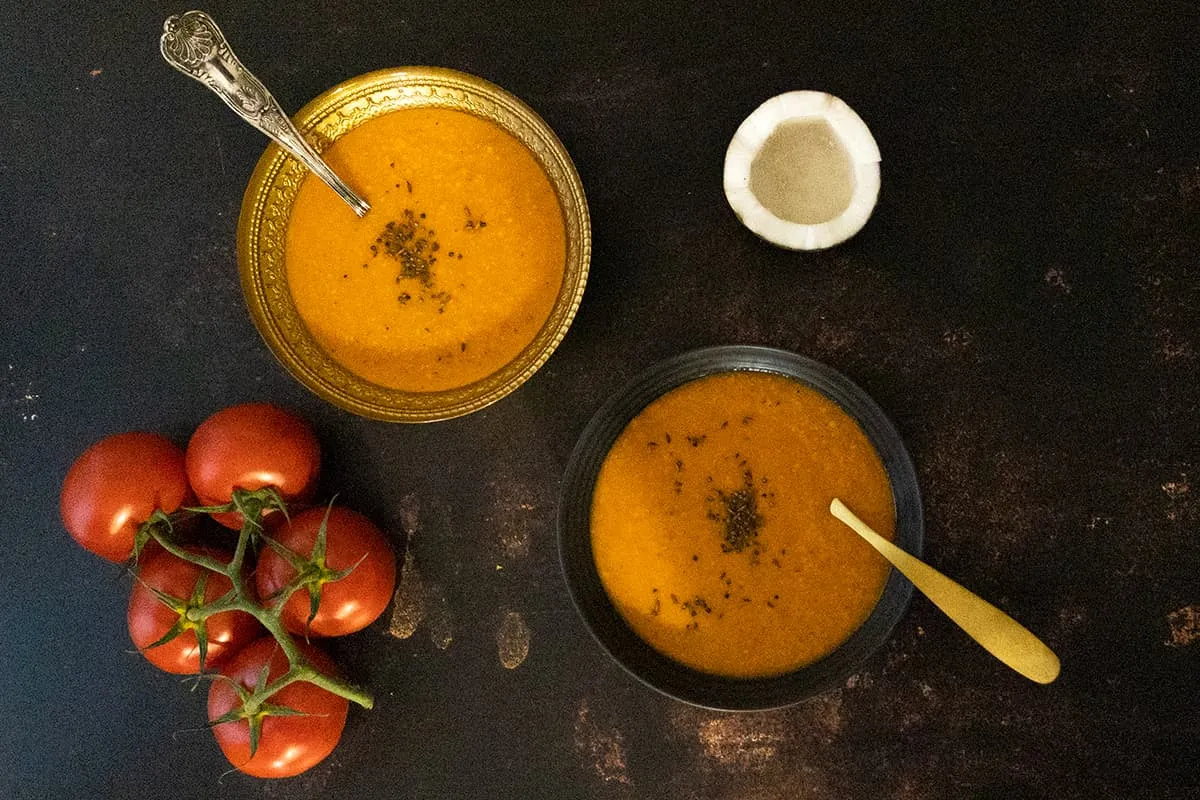 Indiase tomaten-kokossoep