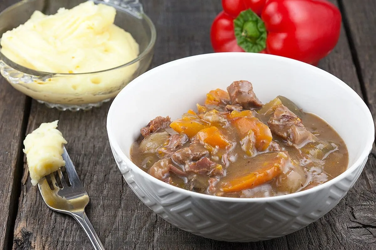 Rundvlees stoofpotje uit de slowcooker