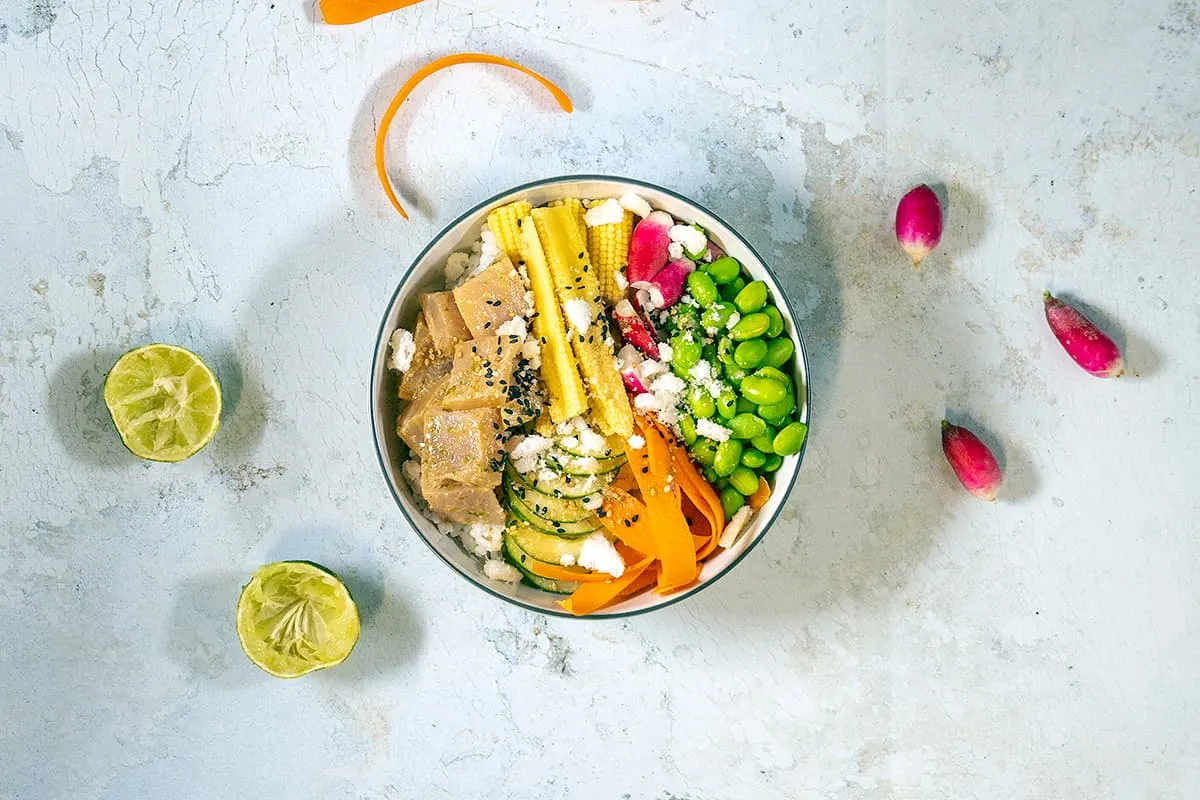 Poké bowl met tonijn