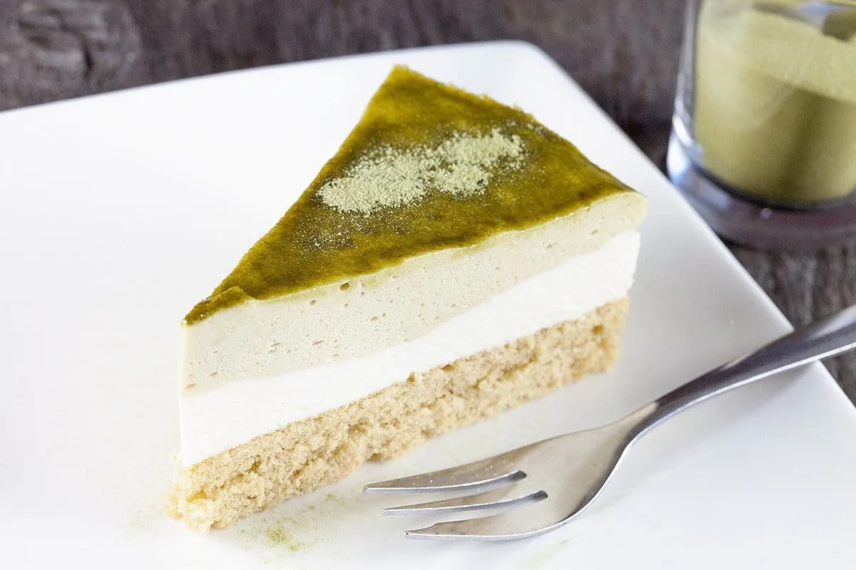 Groene thee Matcha mousse taart