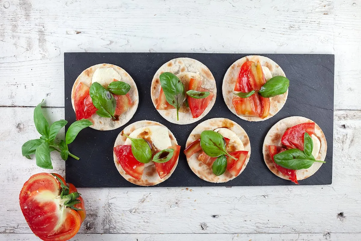 Mini vegetarische tortilla hapjes