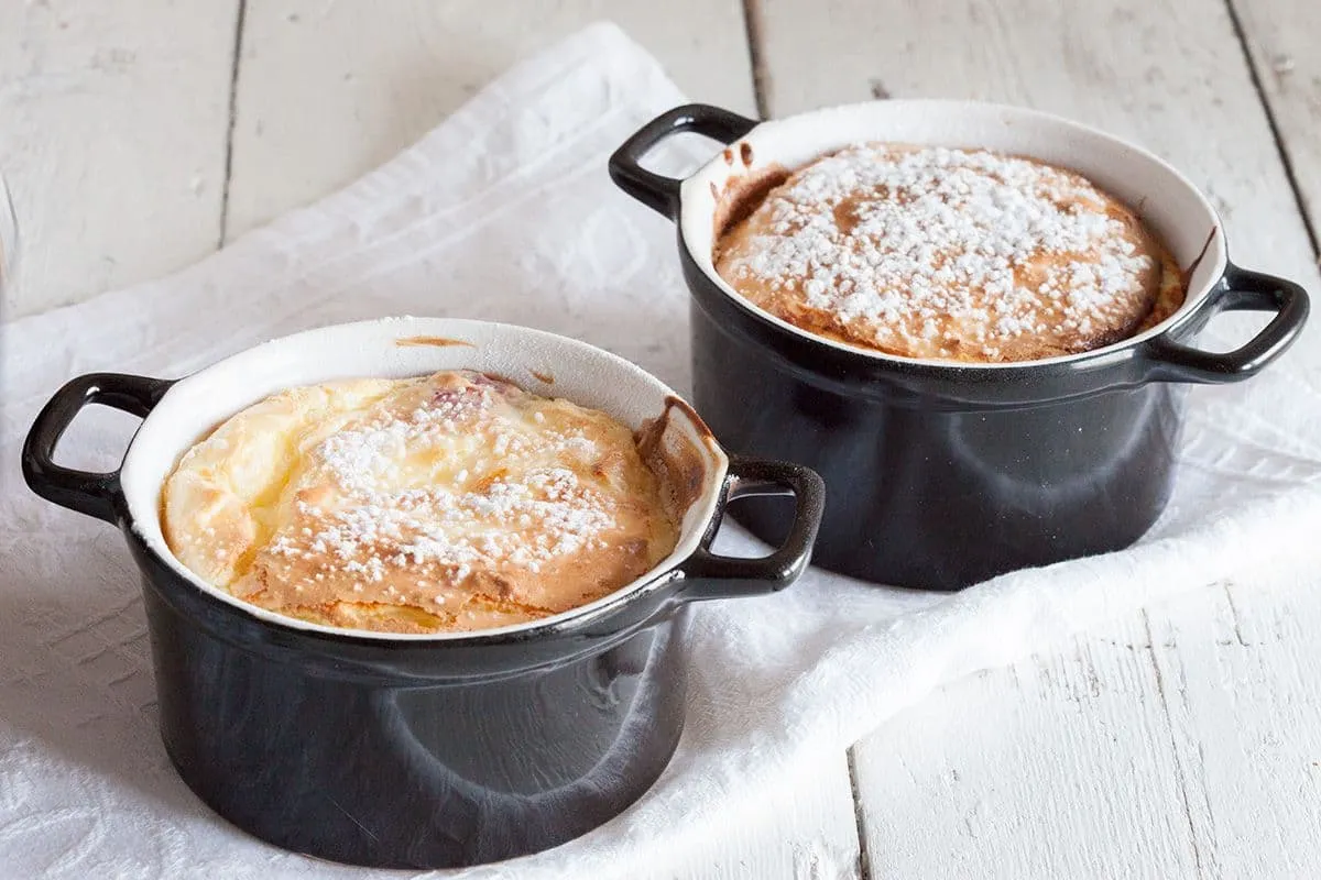 Rood fruit en roomkaas souffle