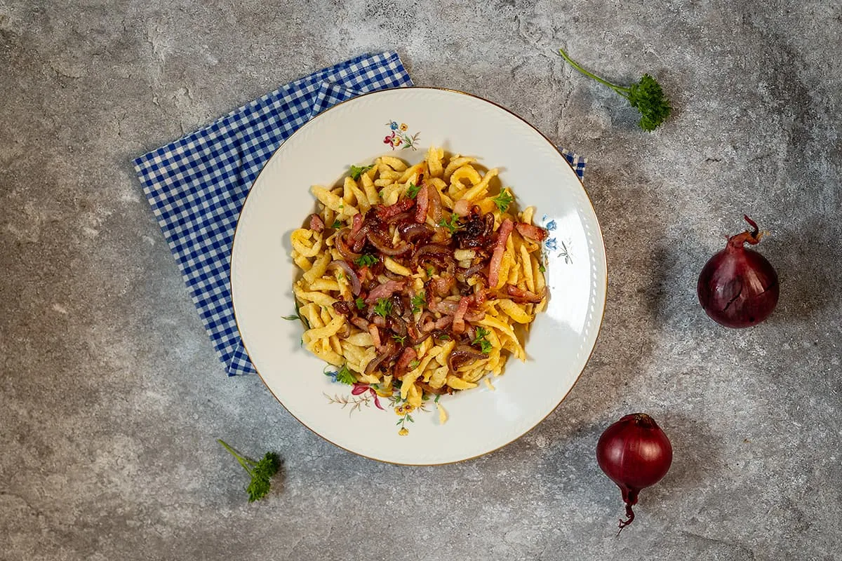 Spätzle met spek en ui - Duitse pasta