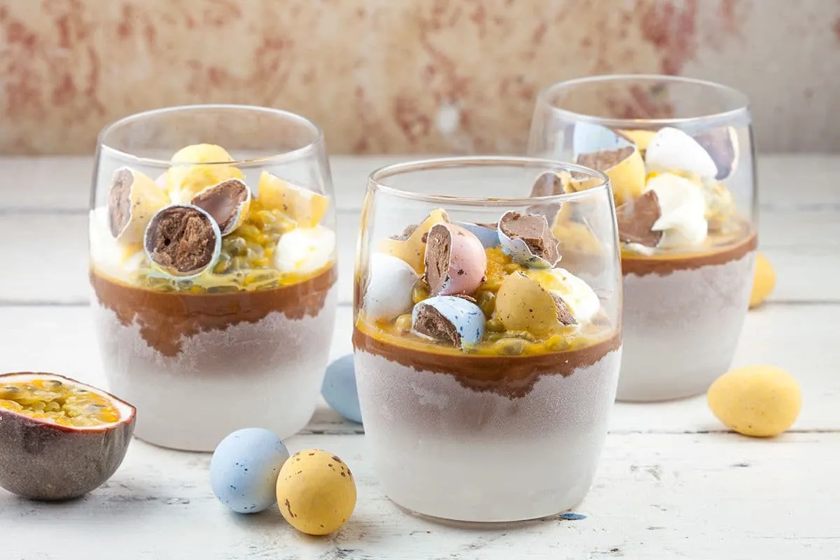Chocolade parfait met passievrucht