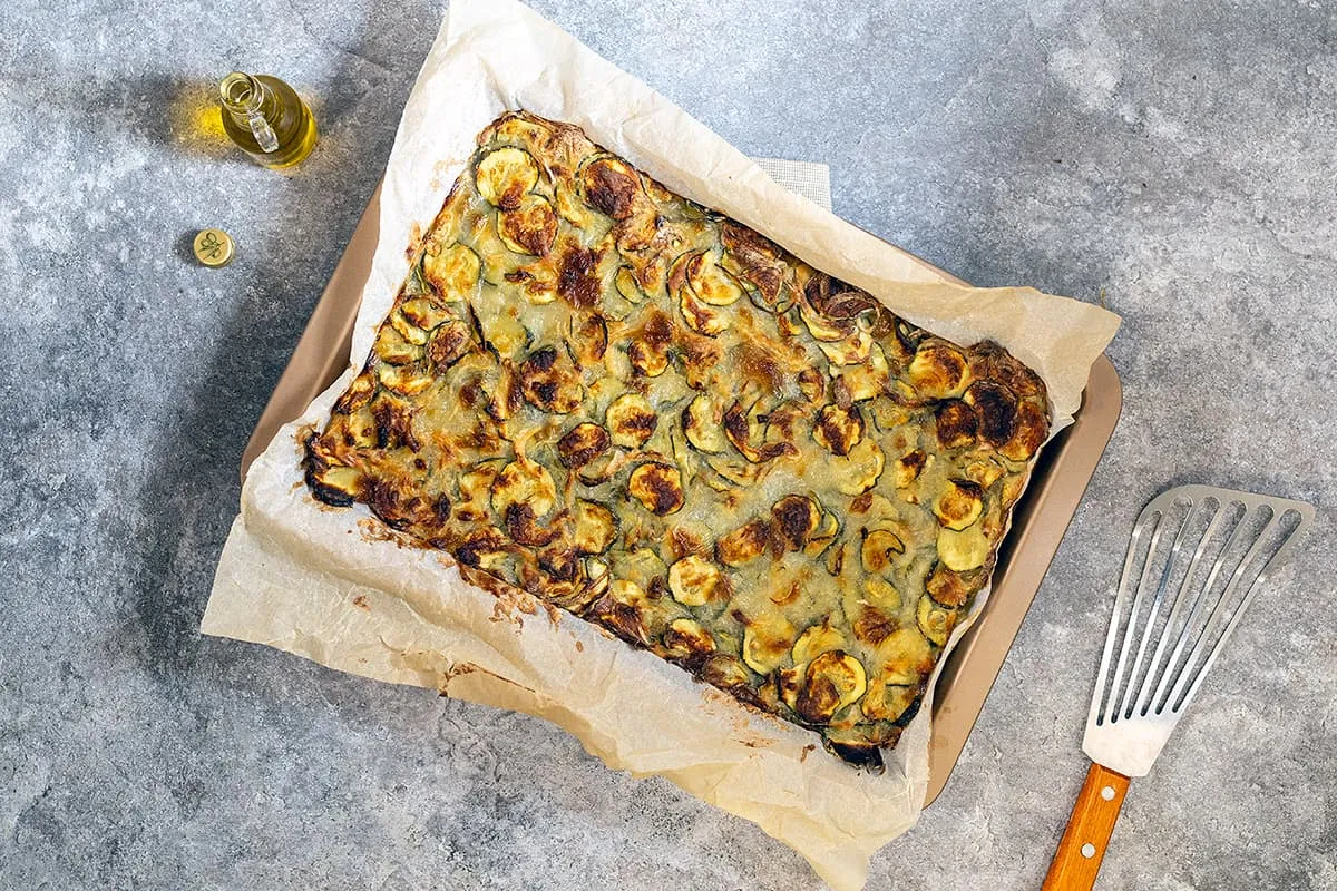 Italiaanse scarpaccia - hartige courgettetaart