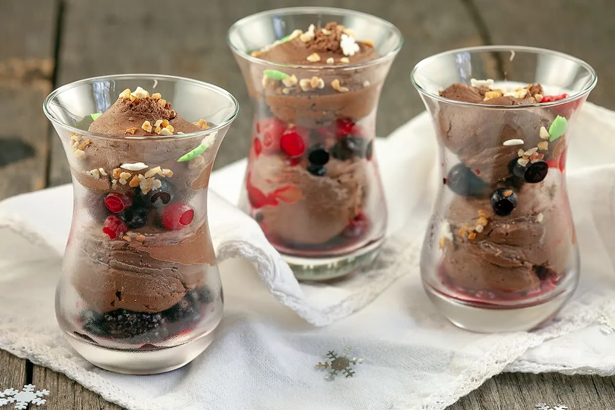 Chocolade cheesecake met rood fruit