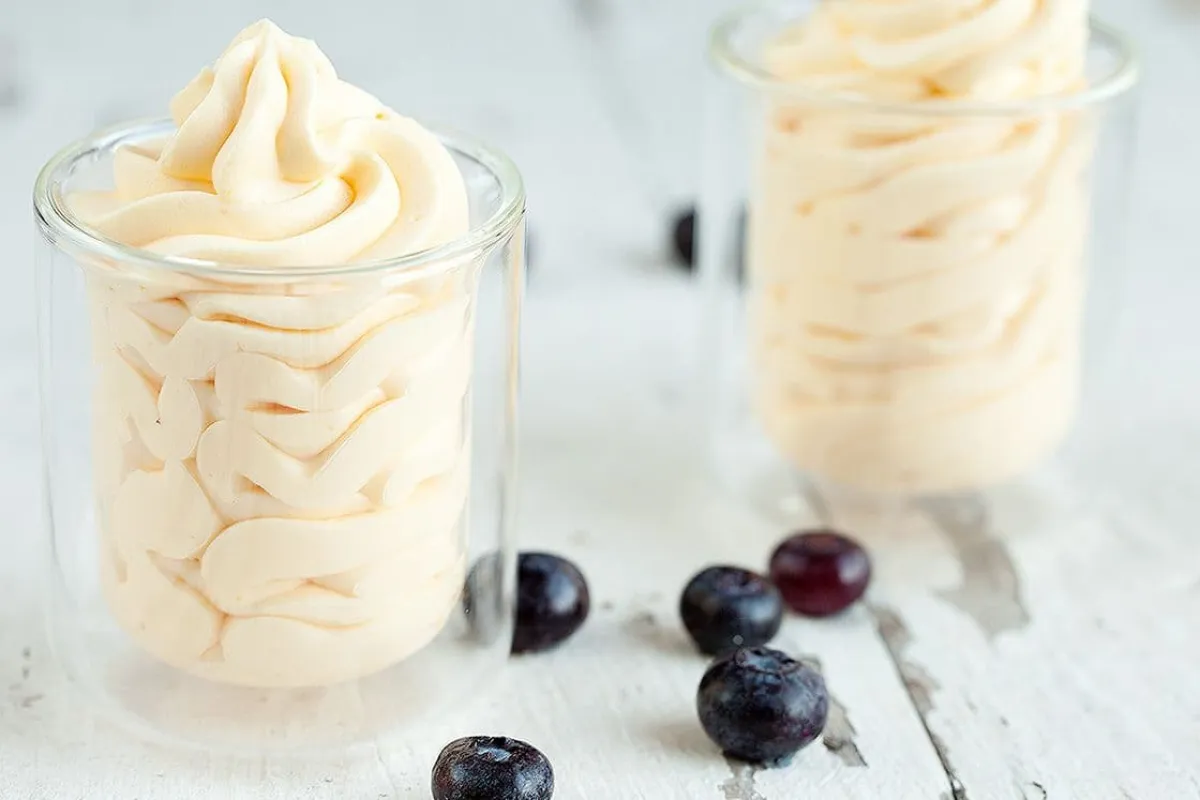 Lemon curd mousse