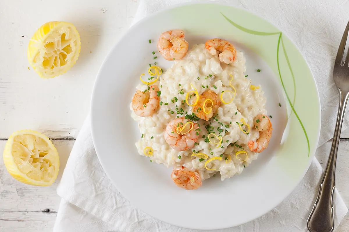 Romige citroenrisotto met scampi's