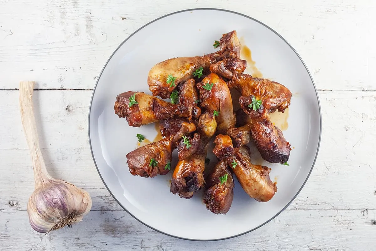 Kippenpoten uit de slowcooker - makkelijk recept