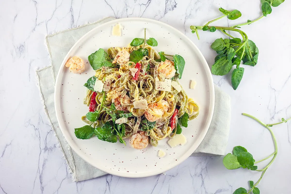 Pasta met waterkers en garnalen