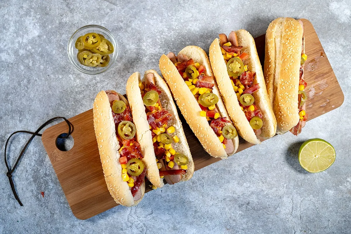 Mexicaanse hotdogs - broodjes met pit