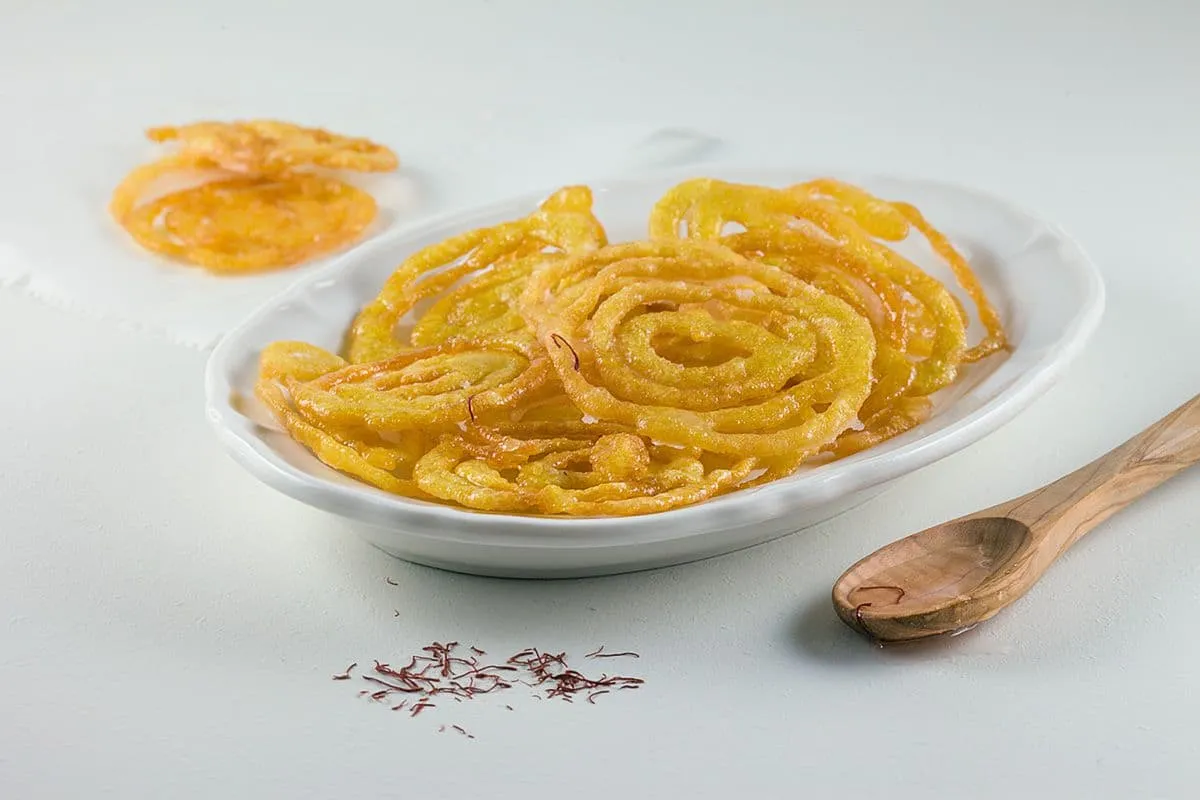 Jalebi - Indiase krokante spiraaltjes in suikersiroop