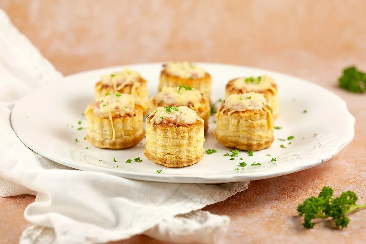 Mini pasteitjes met ham en kaas - leuk paasrecept