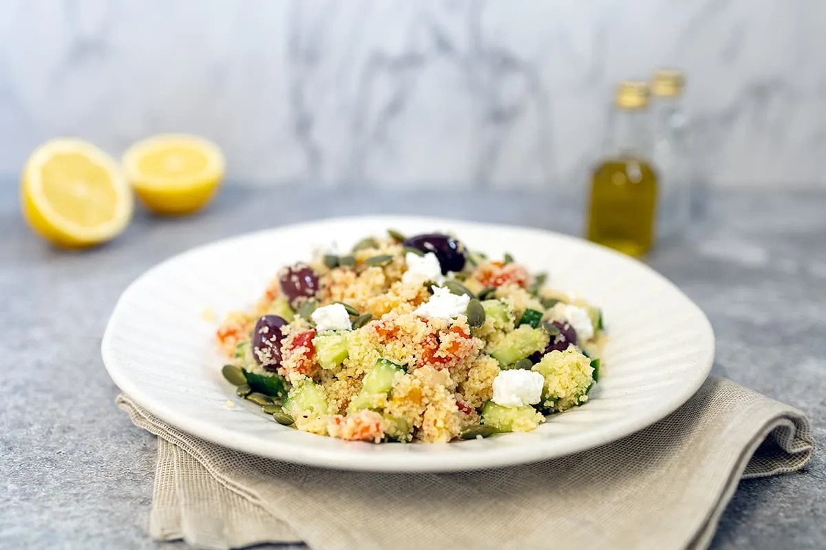 Couscous salade met mango en geitenkaas