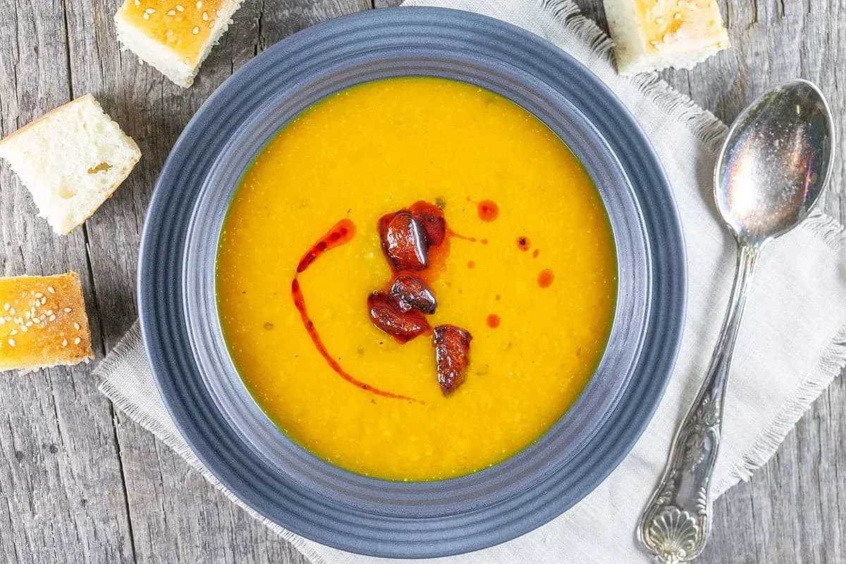 Pompoensoep met chorizo