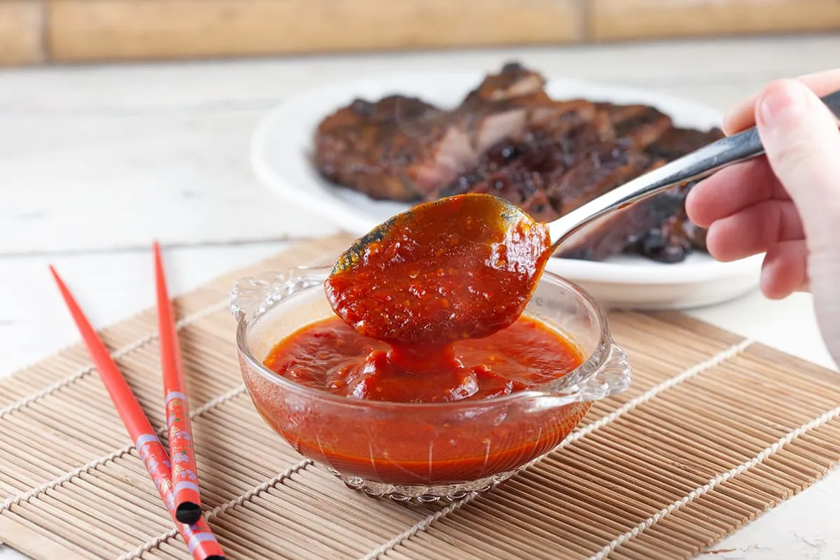 Babi panggang saus