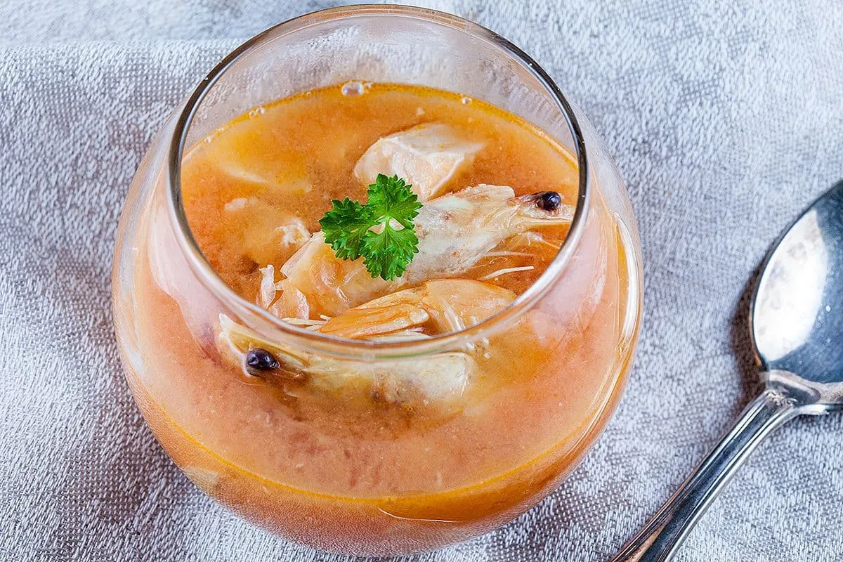 Eenvoudige bouillabaisse (vissoep)