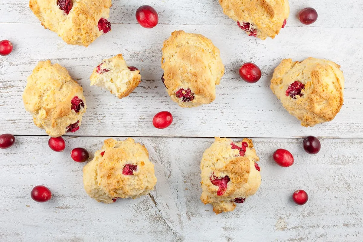 Scones met cranberry's en grapefruit