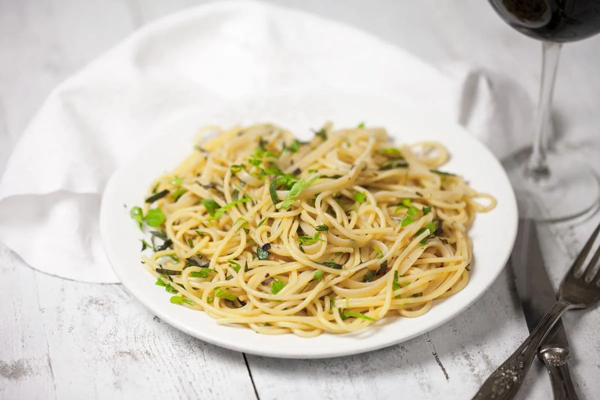 Spaghetti met knoflook en chilivlokken