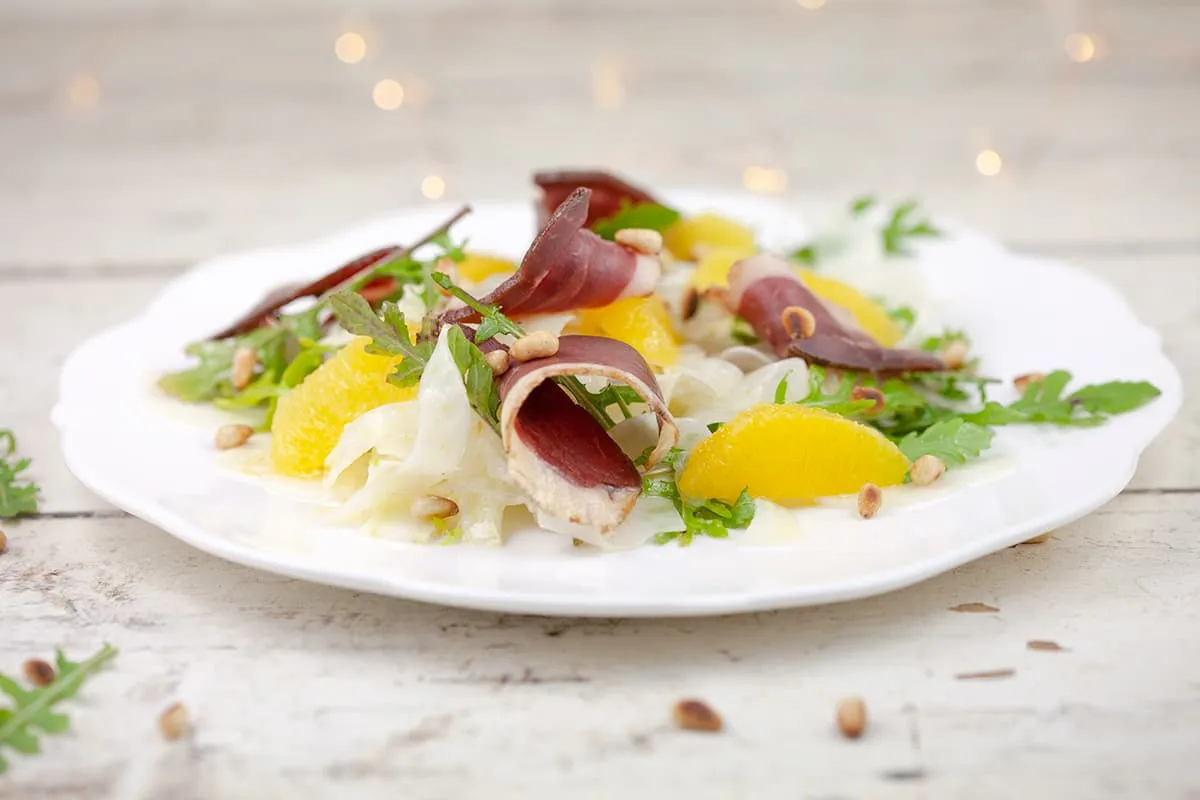 Salade met eend en sinaasappel