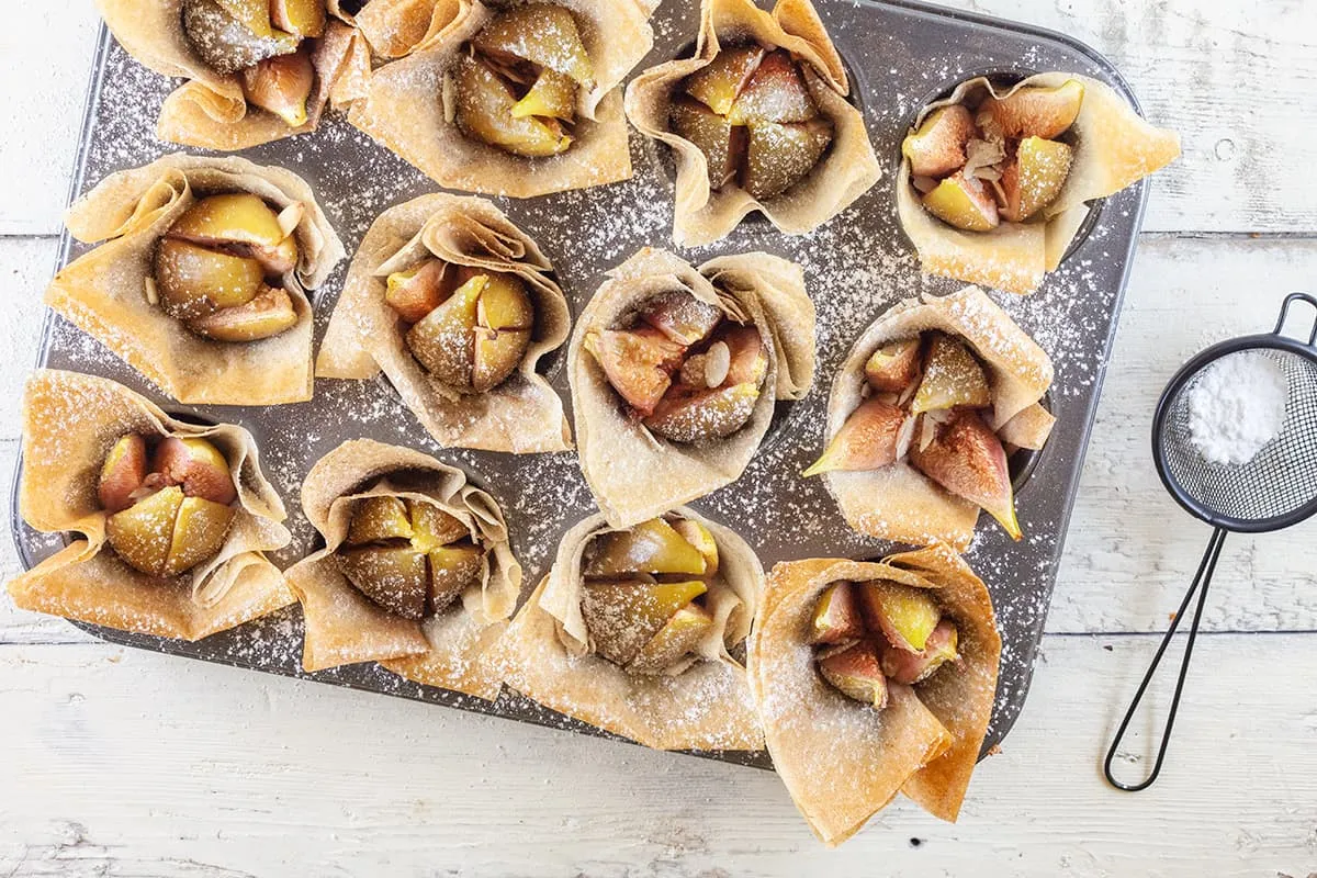 Krokante vijgen gebakjes met kaneel