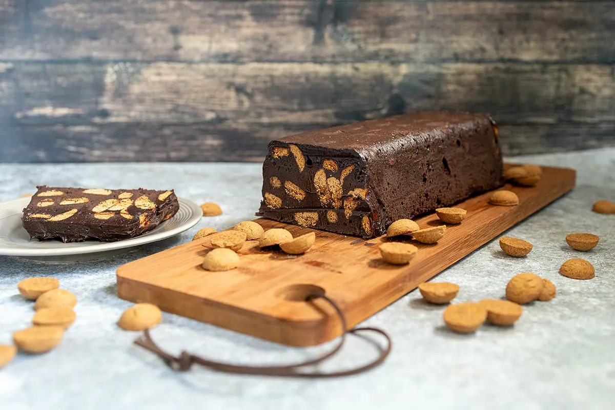 Pepernoten arretjescake