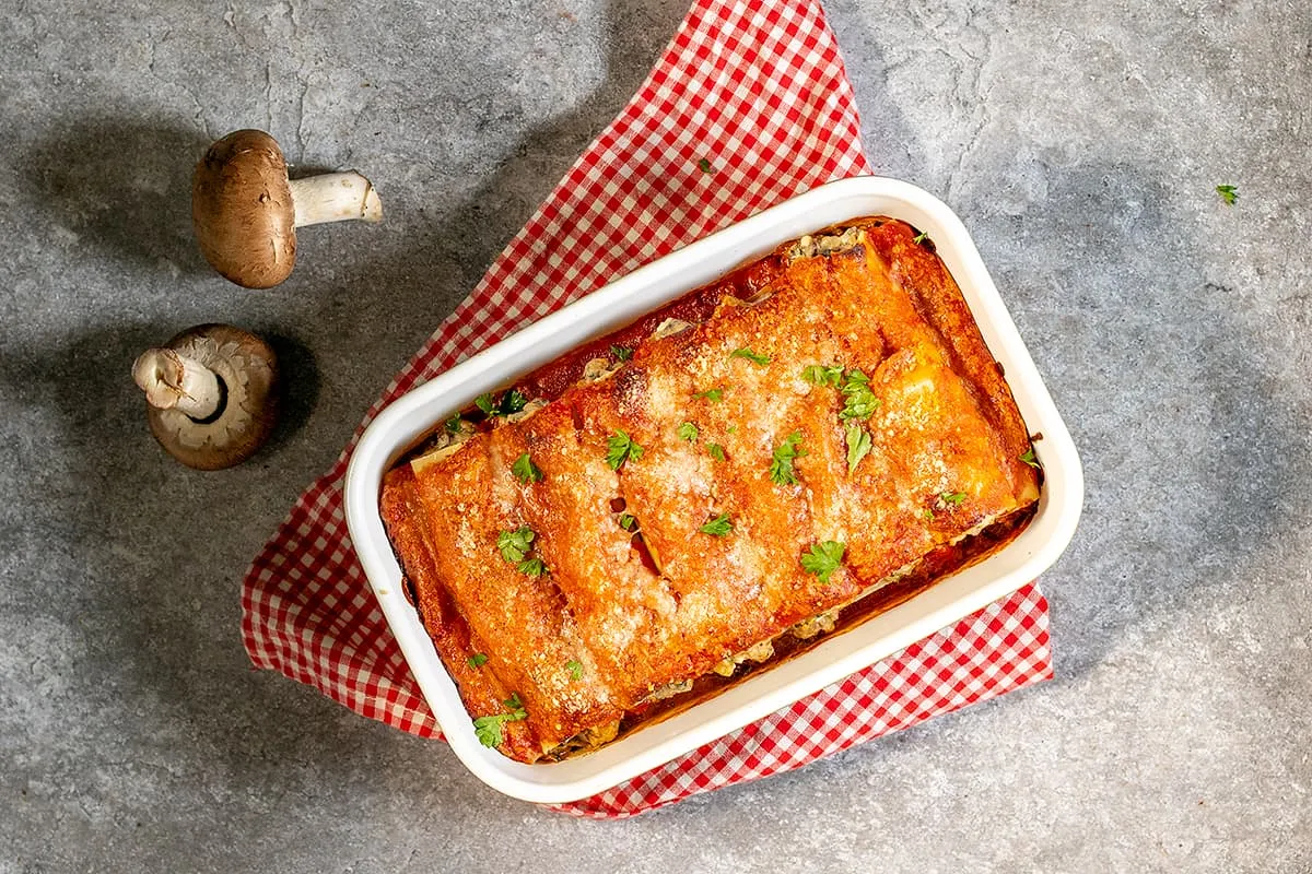 Cannelloni met geitenkaas en courgette - vegetarische gevulde pasta